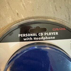 Craig CD player w headphones